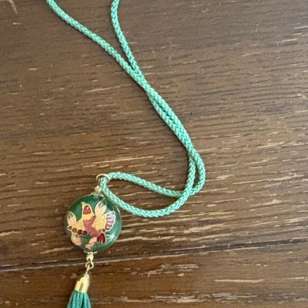 Elegant Green Pendant Necklace